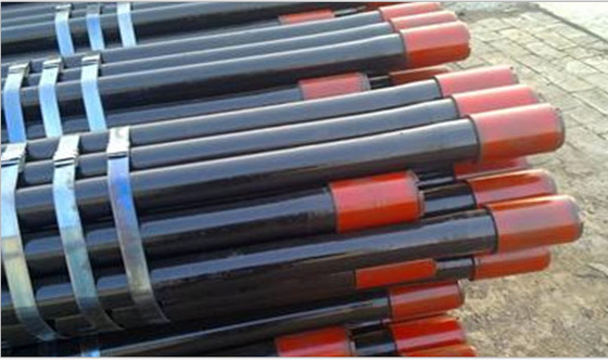 Merci tubolari fluide idrauliche api 5CT del giacimento di petrolio del tubo della tubatura di Octg di trattamento termico